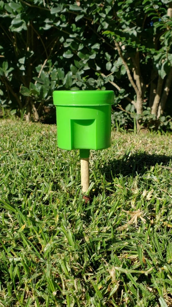 Porta cebo hormiguicida