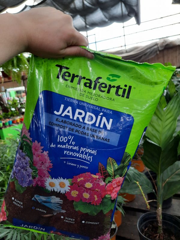 Tierra para jardín Terrafertil
